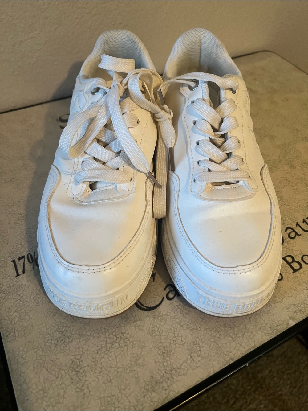 True Religion Sneakers Size 8 Women’s